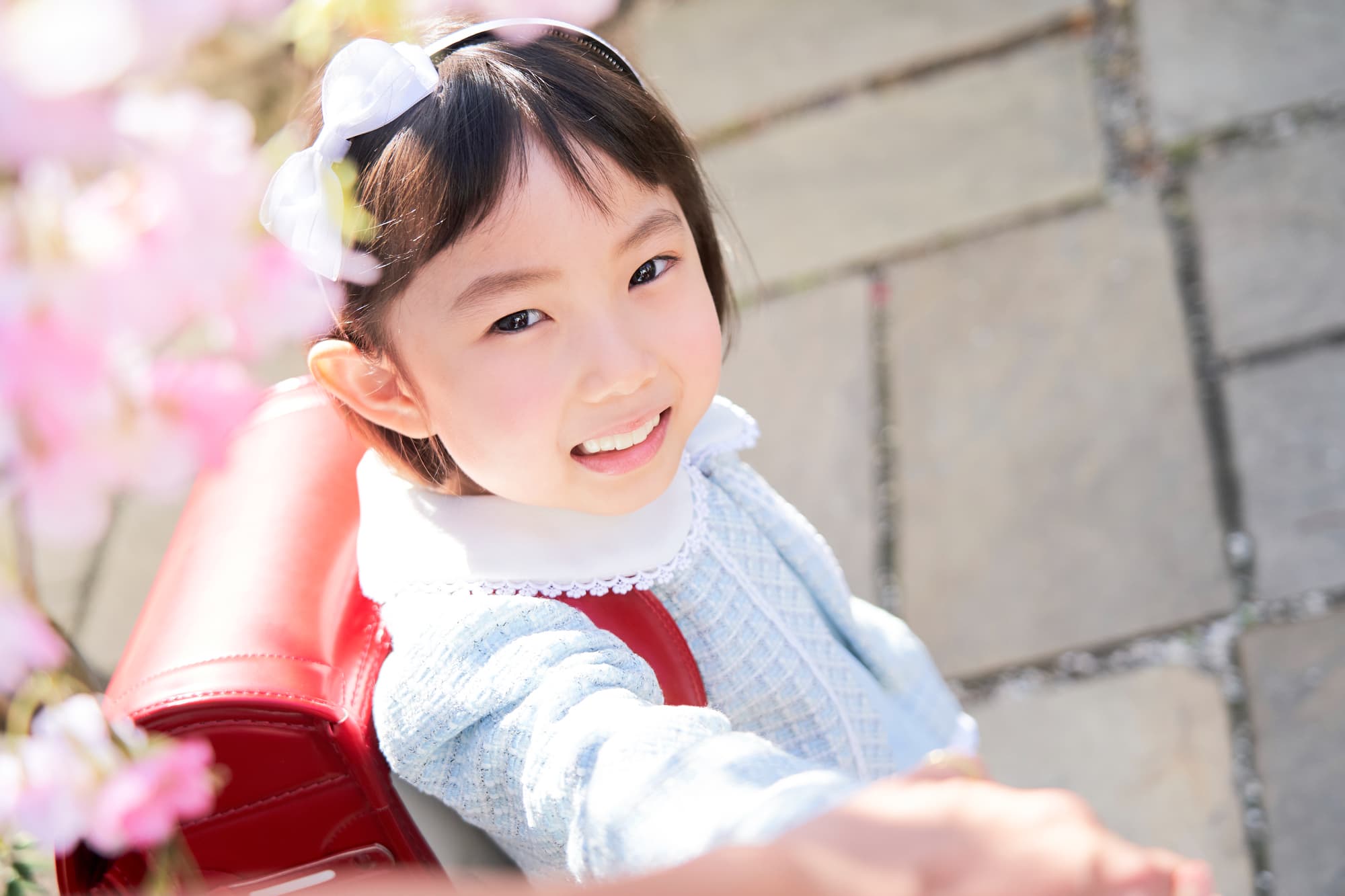 プレオルソで歯列矯正した笑顔の子ども